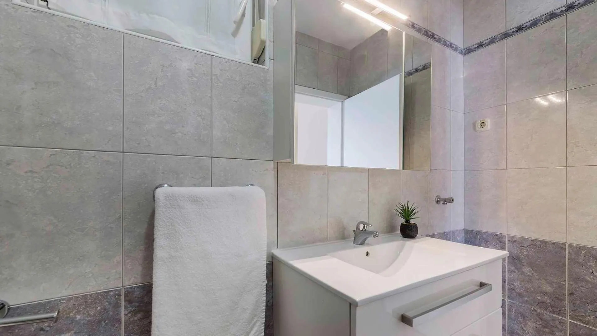 Studio Apartment Rabac Near Sea